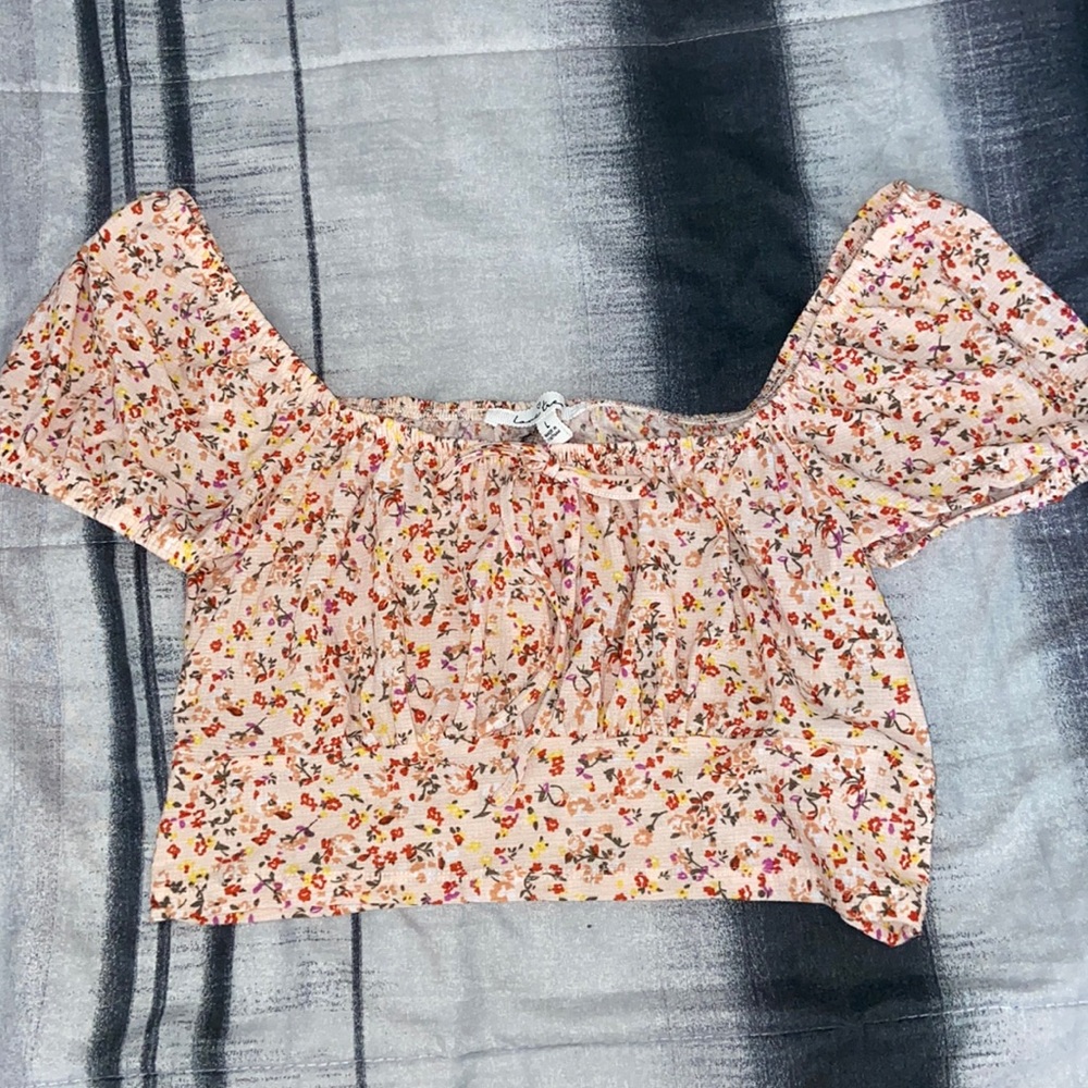 Crop top